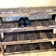 Solid wood shoe storage rack