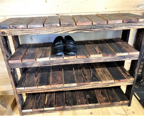 Solid wood shoe storage rack