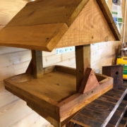 Bird table