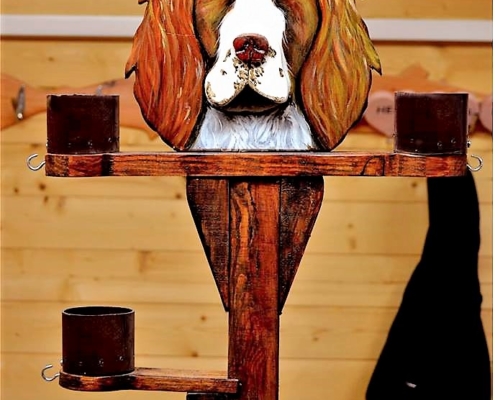 Spaniel bird feeder